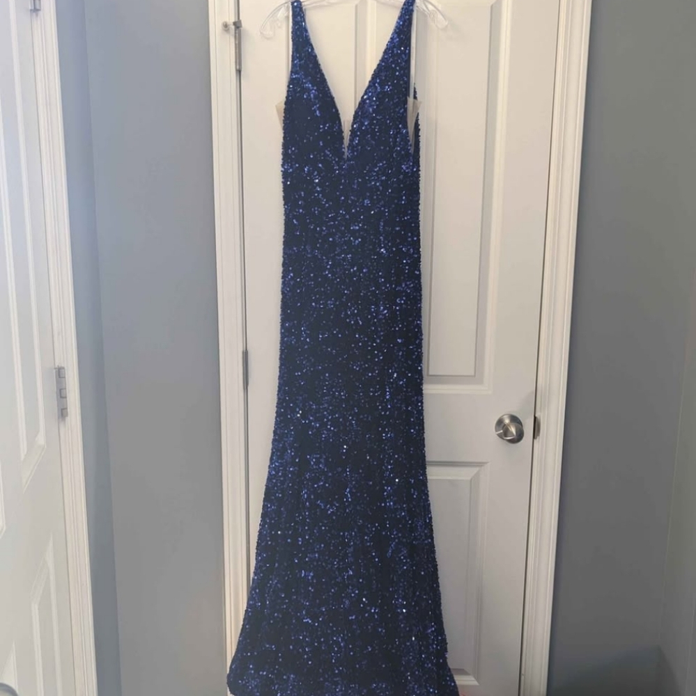 Sherri Hill Size 6 Electric Blue Sequin Prom/Formal Gown ๐ - Picture 3 of 4